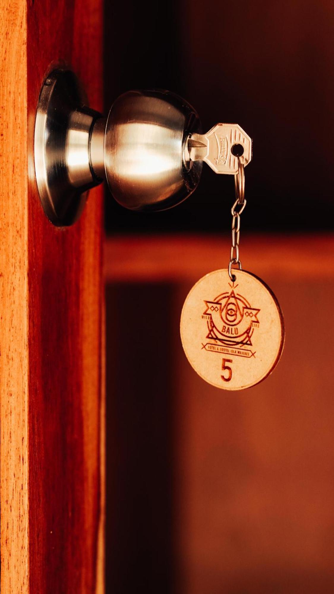 Balu Hotel Исла Мухерес Екстериор снимка
